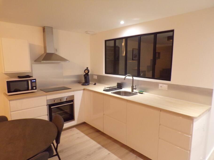 Appartement 2/4 Pers, 44M2, Hypercentre. Лон-ле-Соньє Екстер'єр фото
